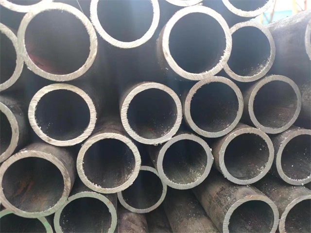 太原10#結構用無縫鋼管